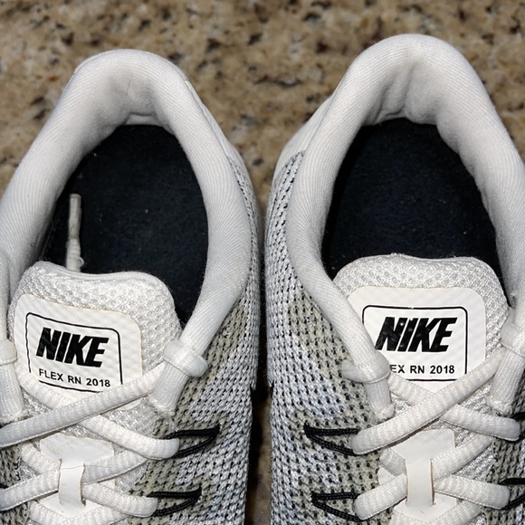 Nike Flex 2018 RN - Picture 2 of 8